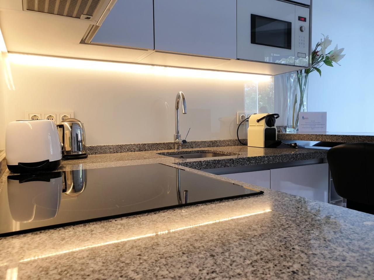 Skol Apartments Marbella Exteriör bild